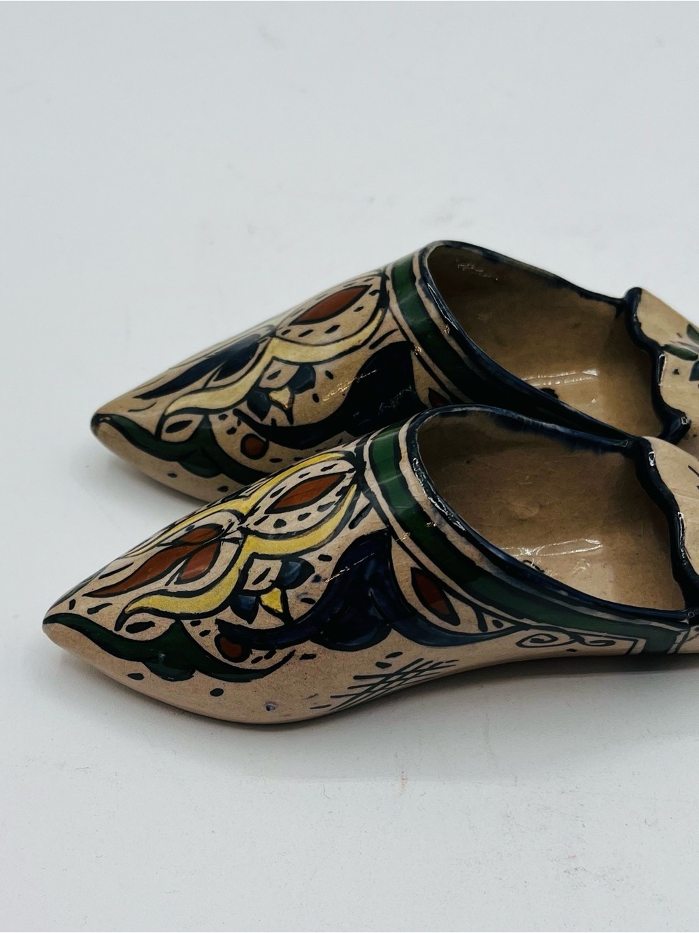 Hand-Painted ceramic Pointed Toe Slip-On Shoes in Tan and Navy from Morocco